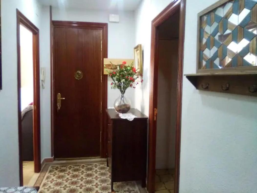 Las Golondrinas Habitacion En Piso Centrico Para Una O Dos Personas Zaragoza Exteriör bild